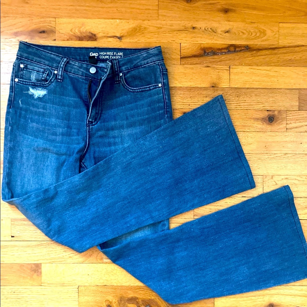 $23 Gap High Rise Flare Women’s Size 8/29 R